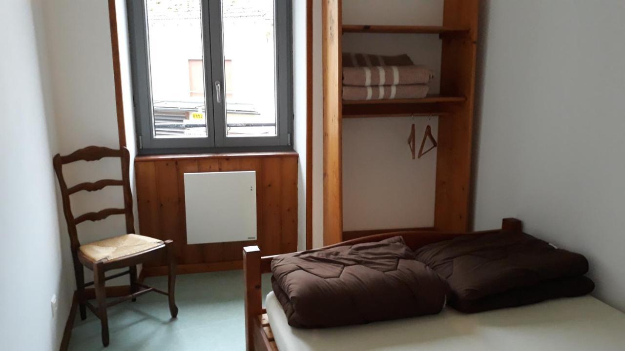 Hotel Les Repaires Nans-sous-Sainte-Anne Exterior foto